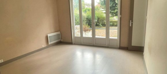 2 bedrooms House in Vernon, France No. 357136 8