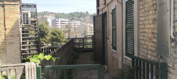 مكتب في Chieti, Italy 47متر مربع رقم 182132 6