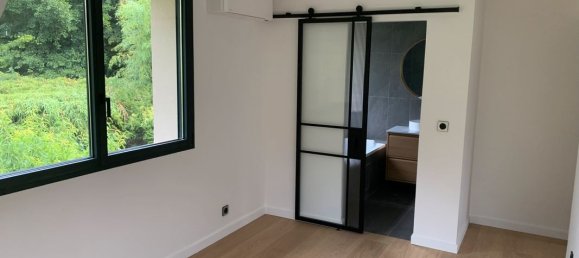 3 Schlafzimmer Haus in Bievres, France, Nr. 322198 15