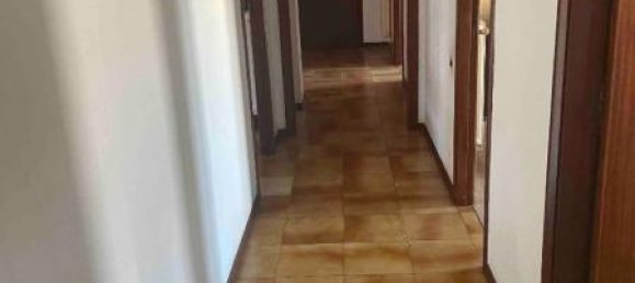 5-Zimmer Wohnung in Aversa, Italy, Nr. 234189 3