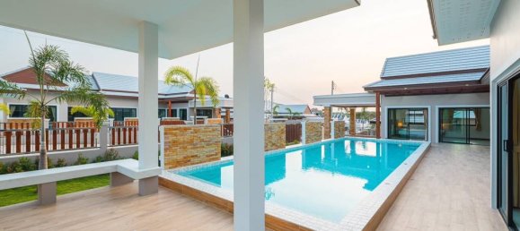 Villa de 3 dormitorios en Pran Buri, Thailand No. 21898 7