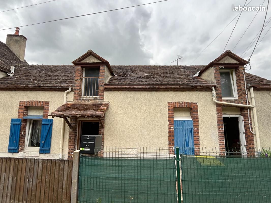 2 bedrooms House in Cepoy, France No. 273356