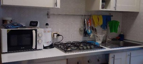 2 rooms Apartment in Rome, Italy No. 38528 3