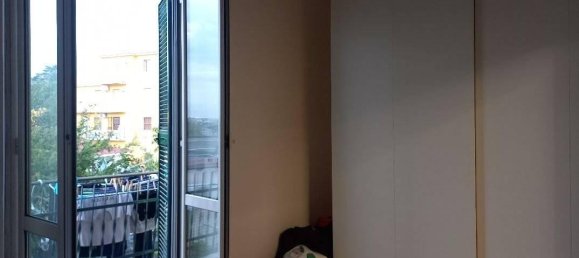 2 rooms Apartment in Rome, Italy No. 38528 2