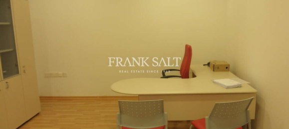 Офис 17м² в Валлетта, Мальта № 12549 2