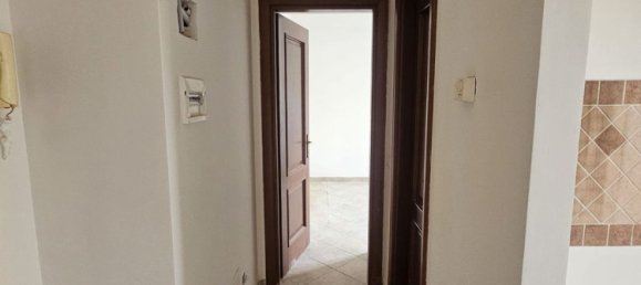 2 rooms Apartment in Rome, Italy No. 227259 4