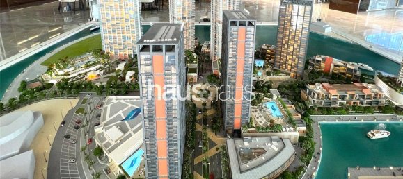 Studio in Business Bay, UAE No. 98890 7