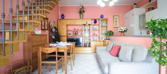 Apartamento de 2 divisões em Brugherio, Italy N.º 238155 2
