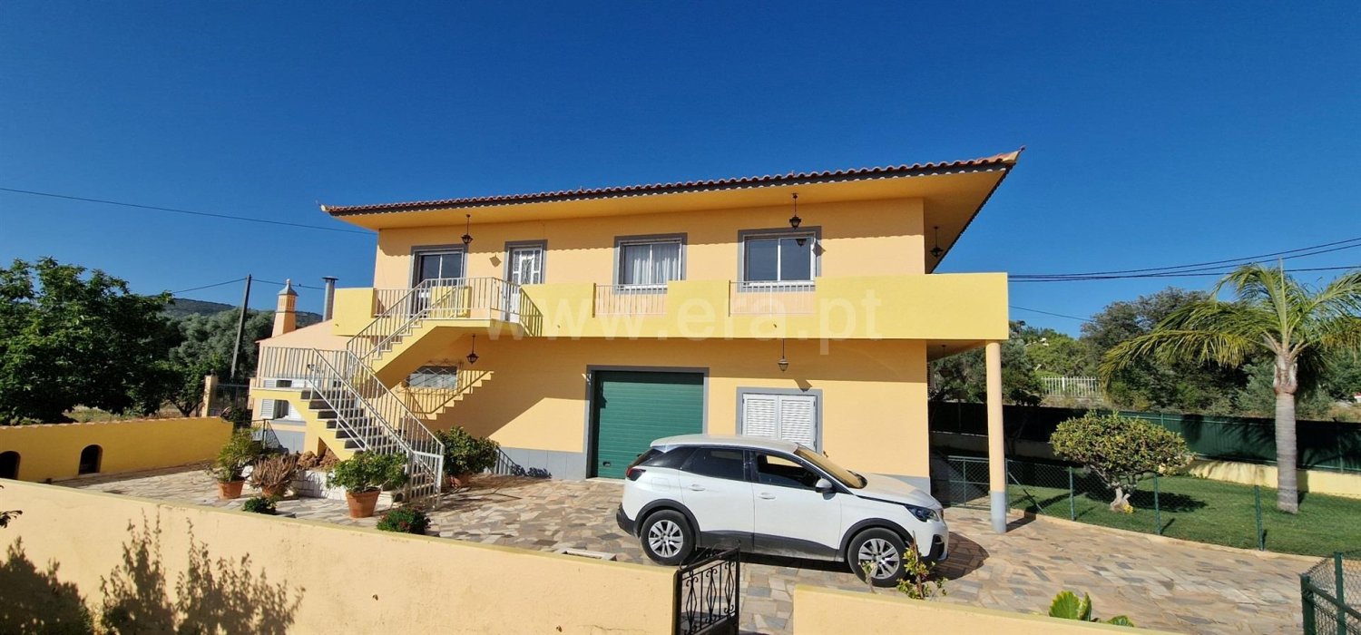 3 bedrooms House in Faro, Portugal No. 130542