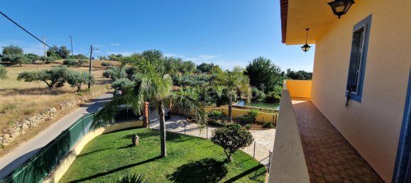 3 bedrooms House in Faro, Portugal No. 130542 11