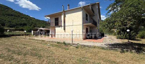 5 rooms Building in Cagnano Amiterno, Italy No. 271631 37