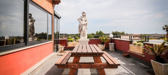 6 bedrooms Villa in Fiumicino, Italy No. 167604 2