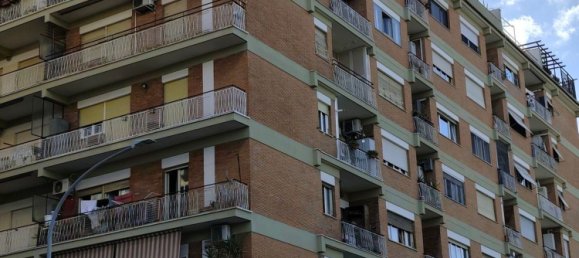 Apartamento de 4 dormitorios en Rome, Italy No. 341111 14