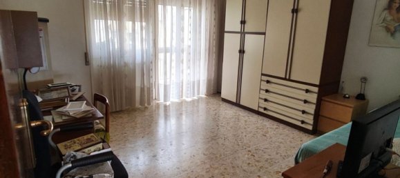 Apartamento de 4 dormitorios en Rome, Italy No. 341111 11