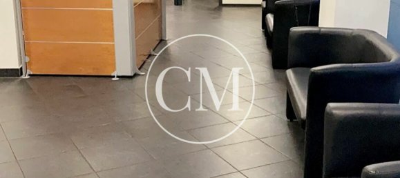 Propiedad comercial en Paris, France 291 m² No. 112780 2