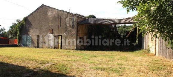 4 bedrooms House in Fiesso Umbertiano, Italy No. 351104 7