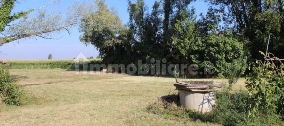 4 bedrooms House in Fiesso Umbertiano, Italy No. 351104 8