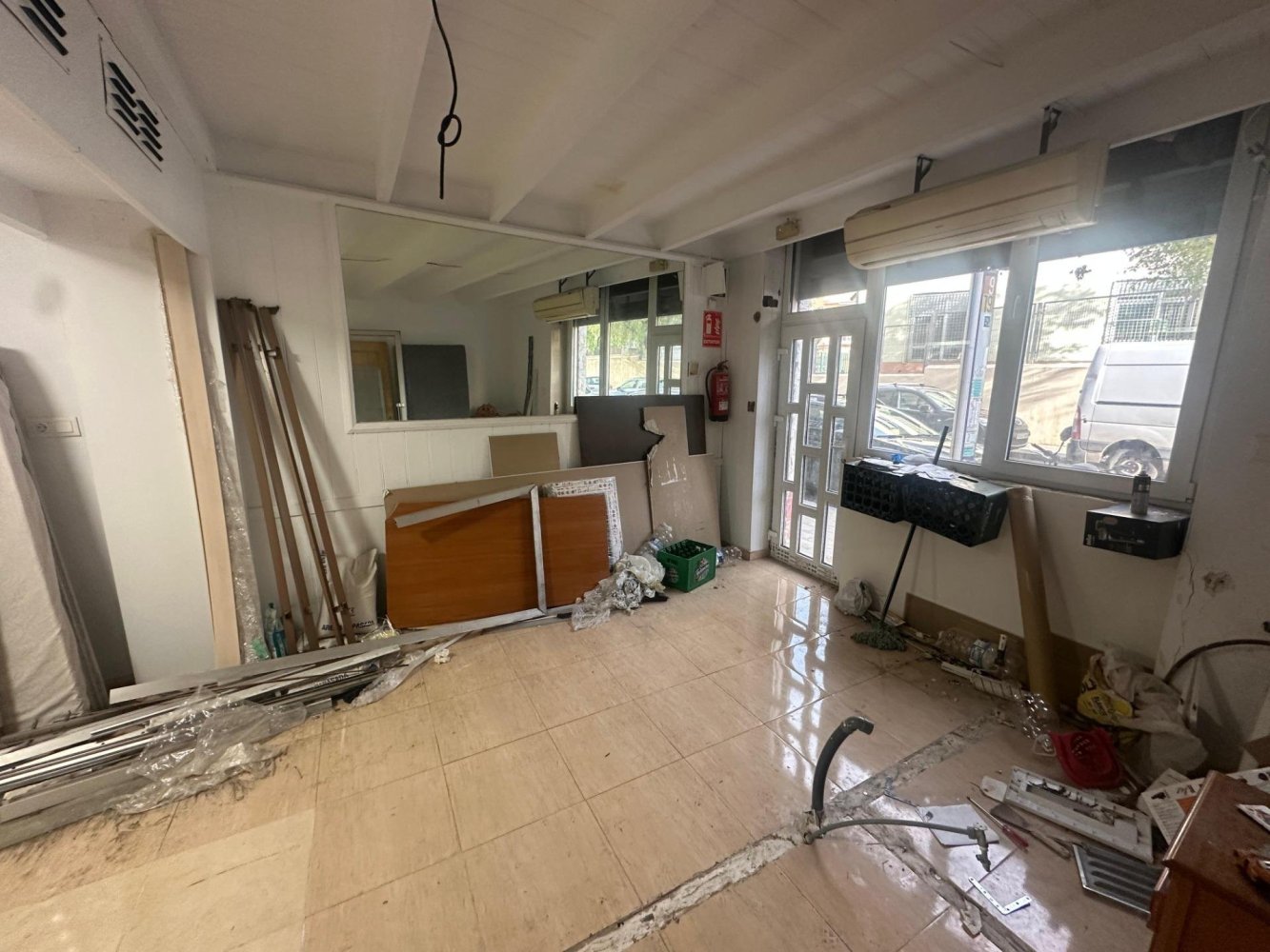2 dormitorios propiedad comercial en venta en Alicante, Comunidad Valenciana, Spain № 369952