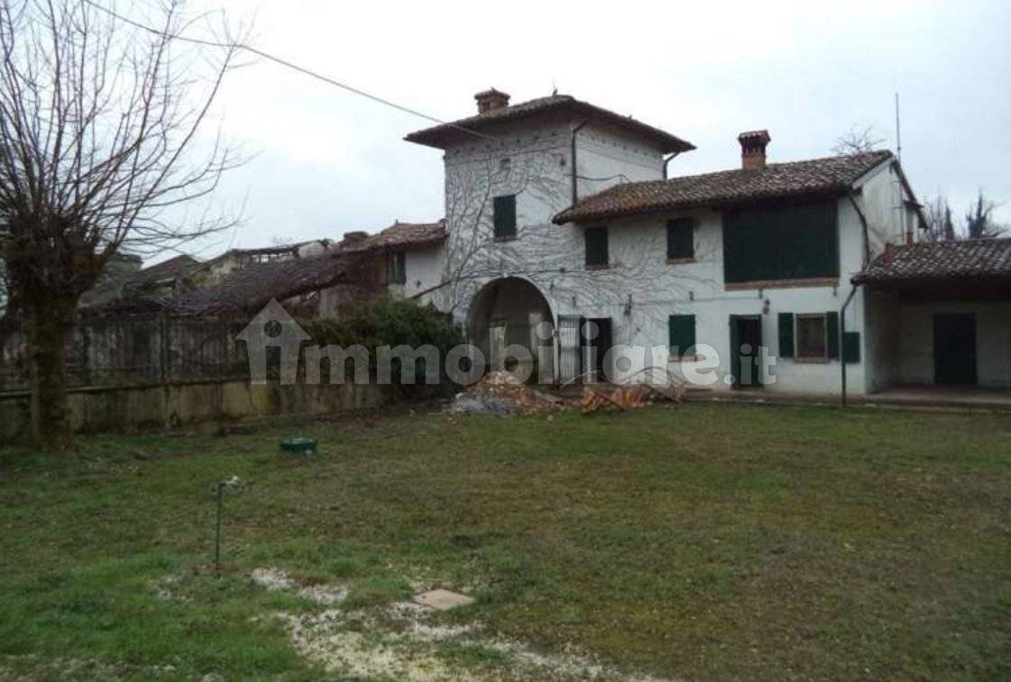 2 bedrooms House in Casaletto Ceredano, Italy No. 294982
