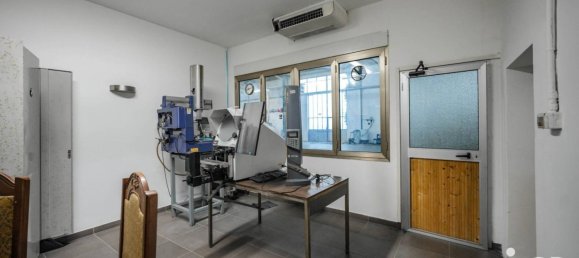 2 rooms Warehouse in Ferrara, Italy No. 229854 20