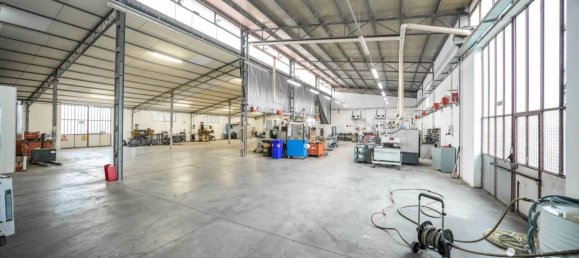 2 rooms Warehouse in Ferrara, Italy No. 229854 11