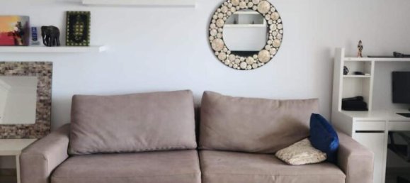 Apartamento de 3 dormitorios en Marbella, Spain No. 190832 2