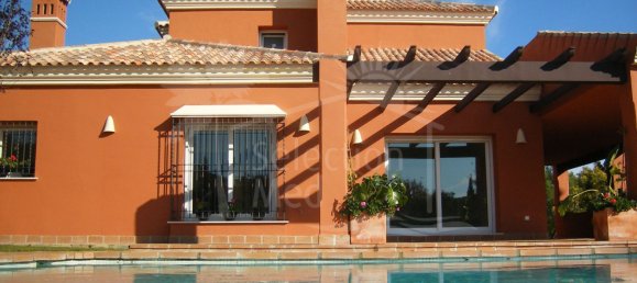 Villa de 4 dormitorios en Cádiz, Spain No. 26629 23