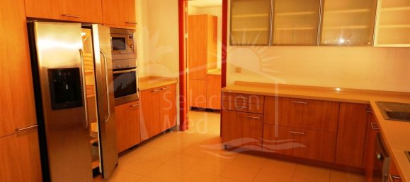 Villa de 4 dormitorios en Cádiz, Spain No. 26629 17