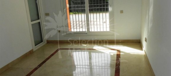 Villa de 4 dormitorios en Cádiz, Spain No. 26629 6