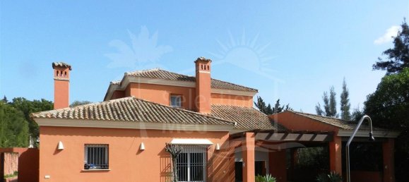 Villa de 4 dormitorios en Cádiz, Spain No. 26629 12