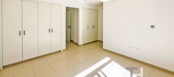 3 bedrooms Townhouse in Town Square, UAE No. 28631 10