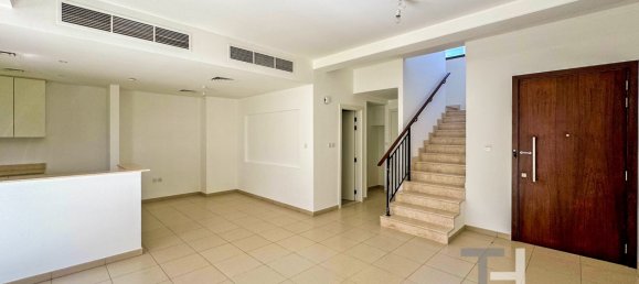 3 bedrooms Townhouse in Town Square, UAE No. 28631 3