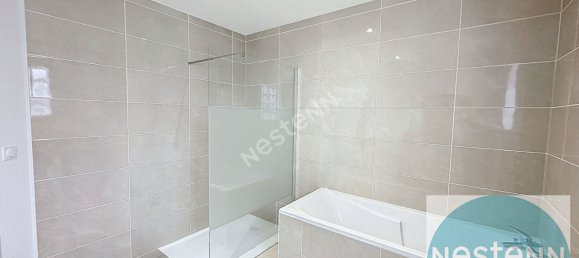 3 bedrooms House in Blois, France No. 75614 9