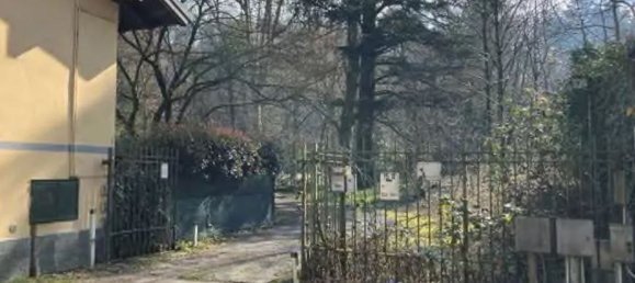 Villa de 6 habitaciónes en Carate Brianza, Italy No. 6257 2