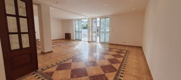 4 Schlafzimmer Haus in Seixal, Portugal, Nr. 286114 3