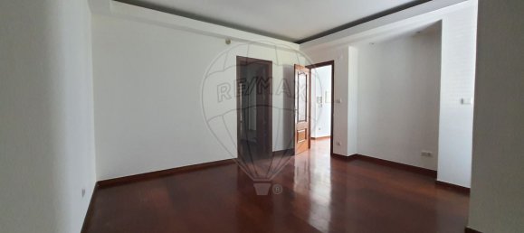 4 Schlafzimmer Haus in Seixal, Portugal, Nr. 286114 17