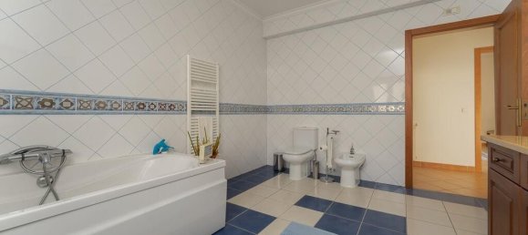 5 bedrooms Villa in Leiria, Portugal No. 120368 24