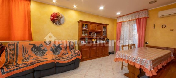 3 bedrooms Apartment in Belpasso, Italy No. 299394 2