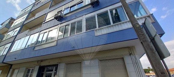 4 chambres Appartement à Almada, Portugal No. 87355 3