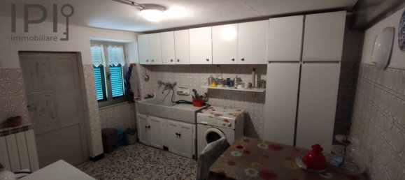 3 Schlafzimmer Haus in Dego, Italy, Nr. 39627 13