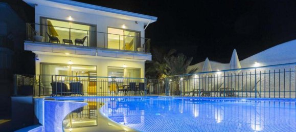 Villa 3+1 in Fethiye, Turkey No. 17497 8