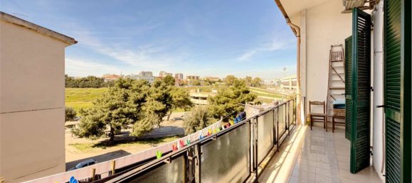 Квартира с 4 комнатами в Таранто, Италия № 139155 12