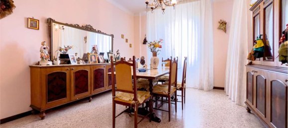 Квартира с 4 комнатами в Таранто, Италия № 139155 5