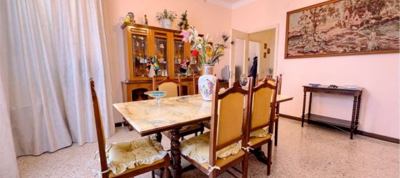 Квартира с 4 комнатами в Таранто, Италия № 139155 7