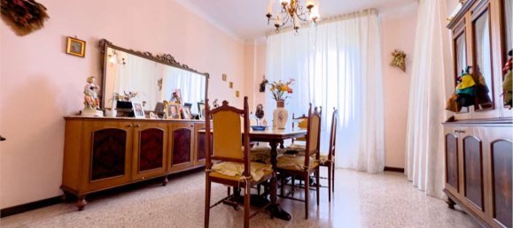 Квартира с 4 комнатами в Таранто, Италия № 139155 6