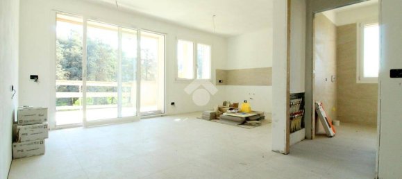 2 chambres Appartement à Montechiarugolo, Italy No. 225878 16