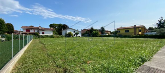 Земельный участок 1703м² в Порденоне, Италия № 309381 4