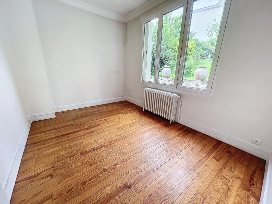 Villa T5 em Rueil-Malmaison, France N.º 180950