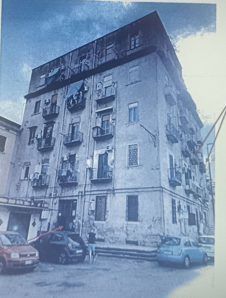 3 bedrooms Apartment in Naples, Italy No. 359252