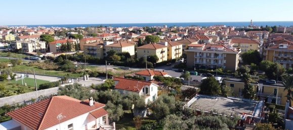 Квартира с 3 комнатами в Диано Марина, Италия № 87027 2